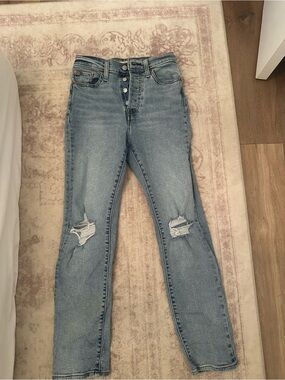 Levi’s wedgie strait jeans